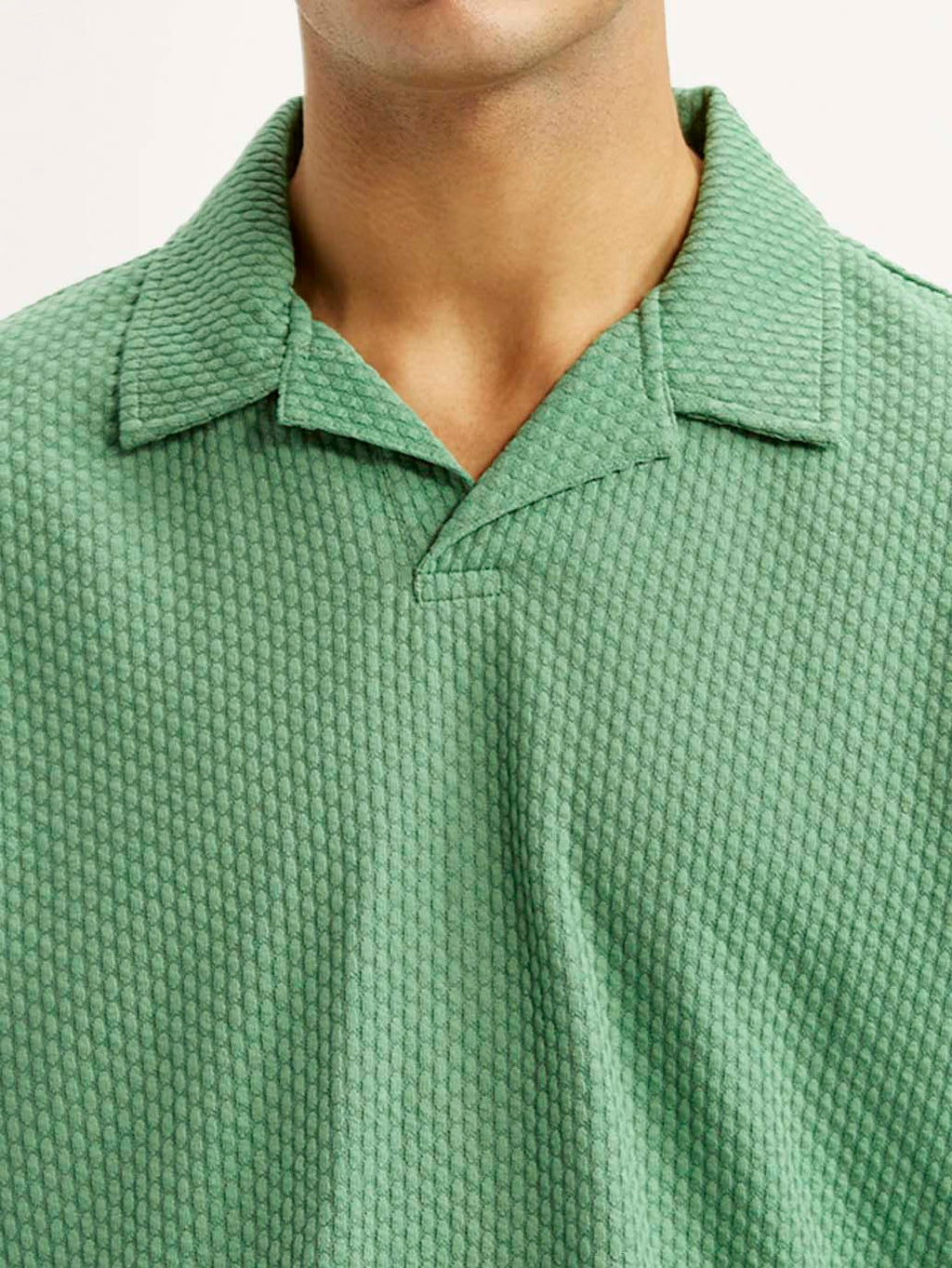Men's Textured Green Slim Fit Polo T-shirt