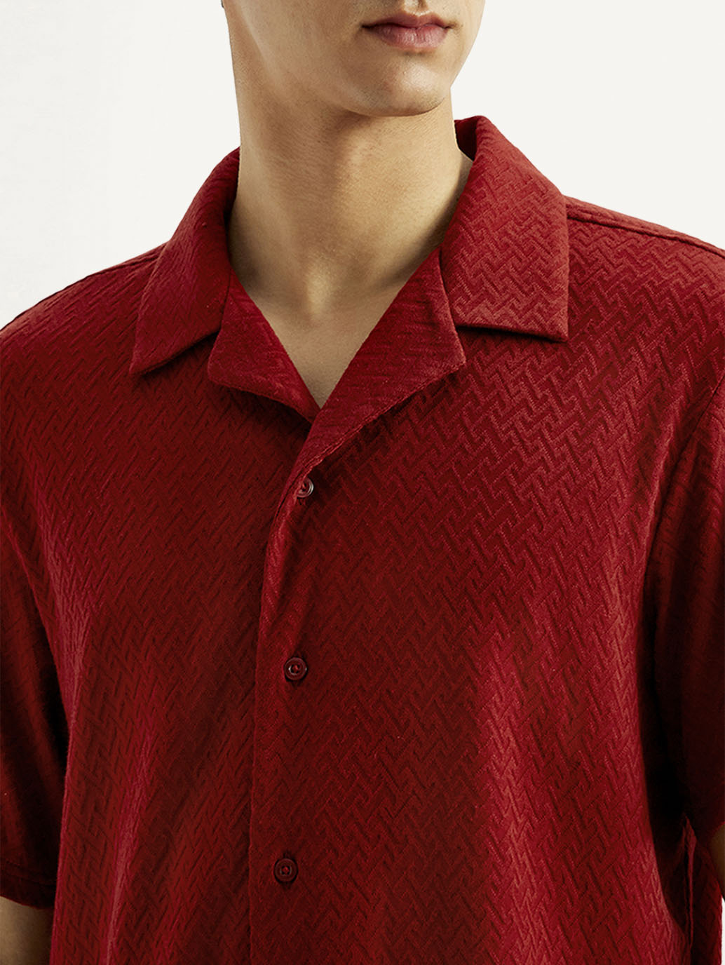 Men's Textured Relaxed Fit Resort Collar Knit Shirt