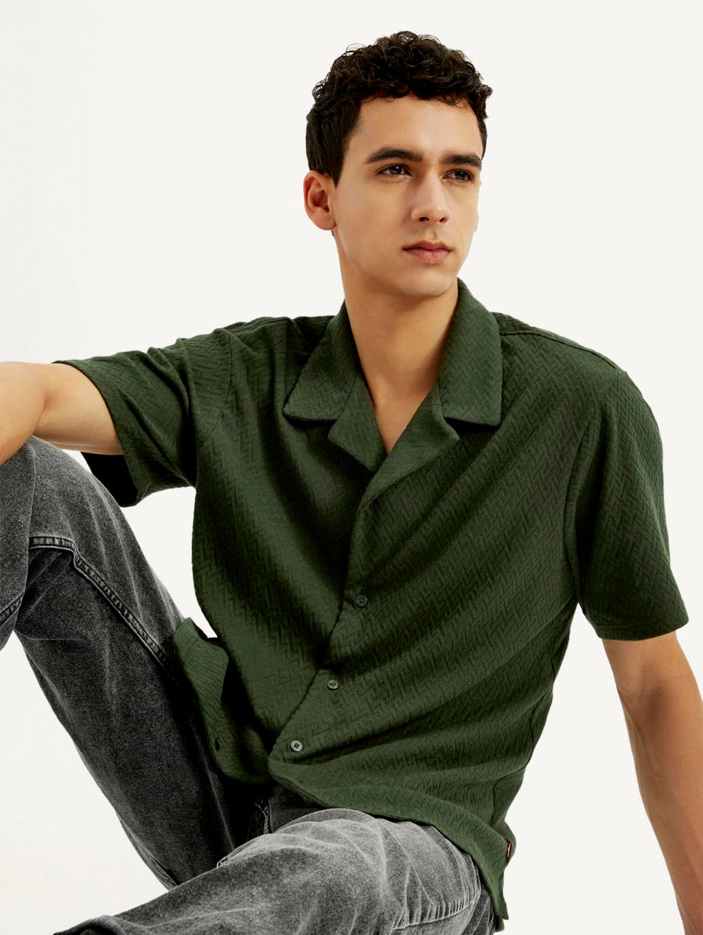 Men's Textured Relaxed Fit Resort Collar Shirt