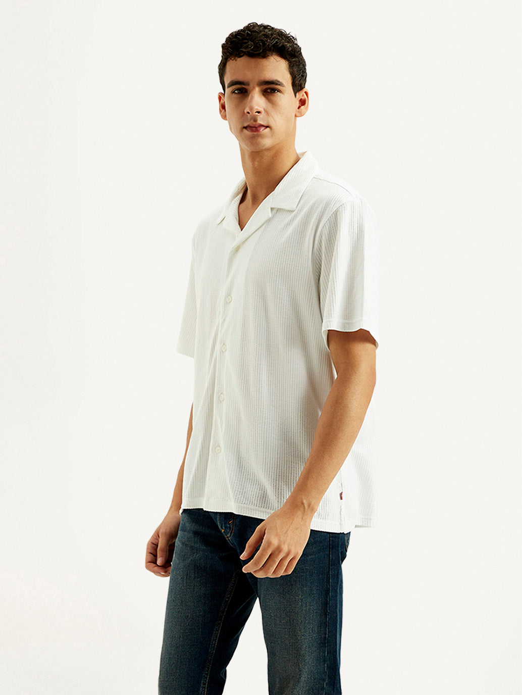 Men's Textured Relaxed Fit Resort Collar Knit Shirt