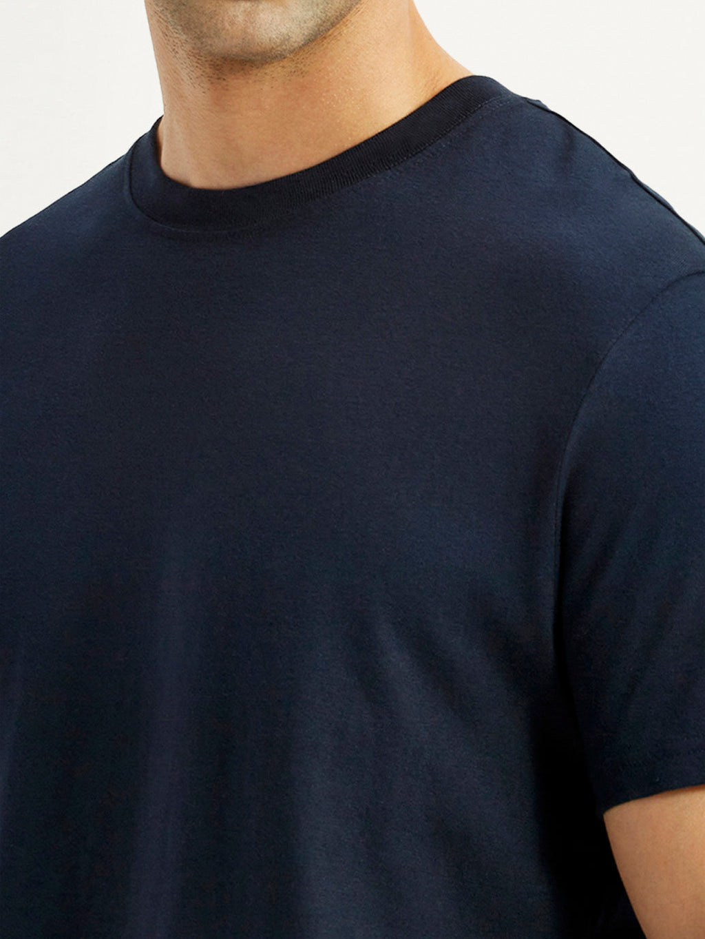 Men's Solid Black Slim Fit T-Shirt