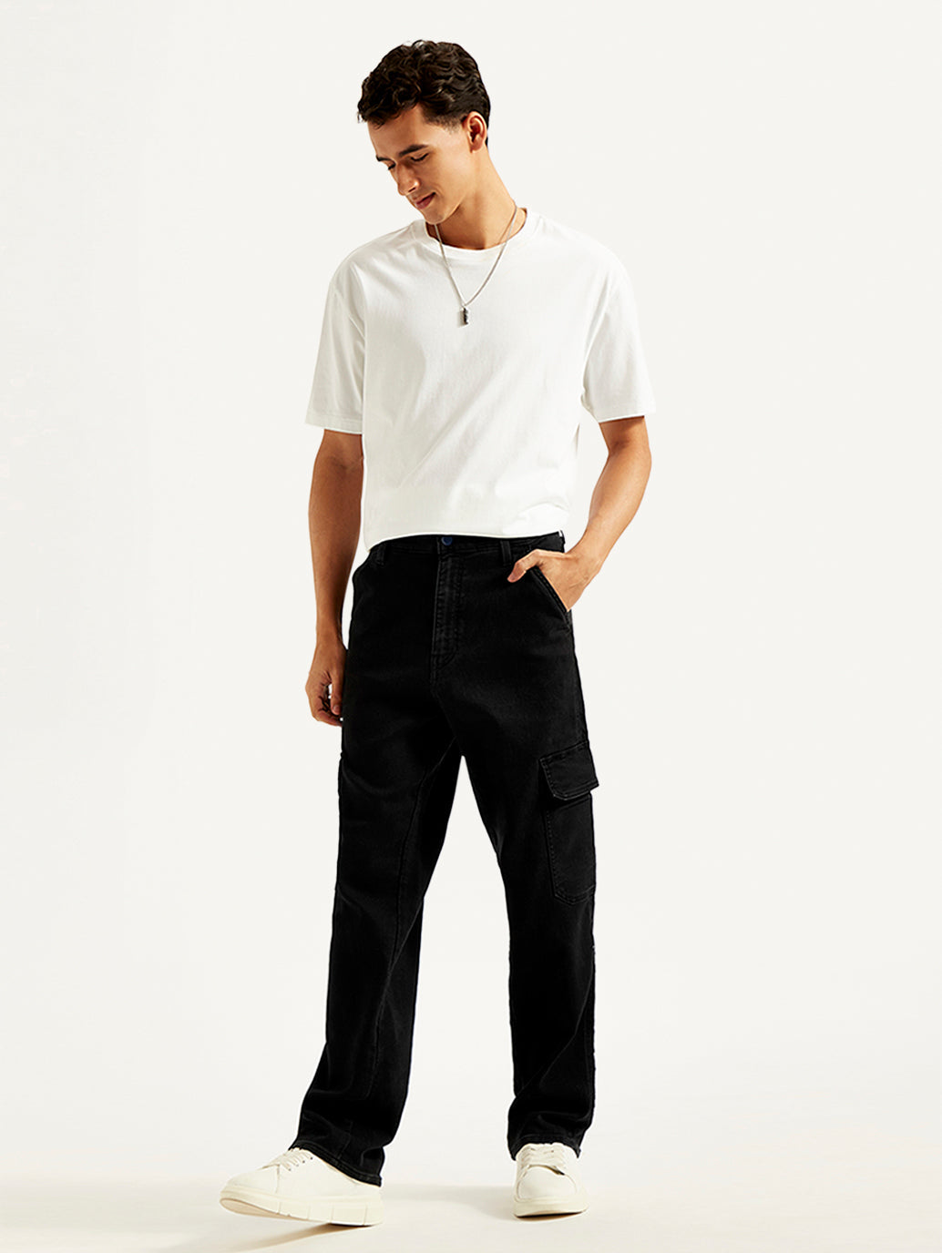 Men's 568 Black Loose Straight Cargo Trousers