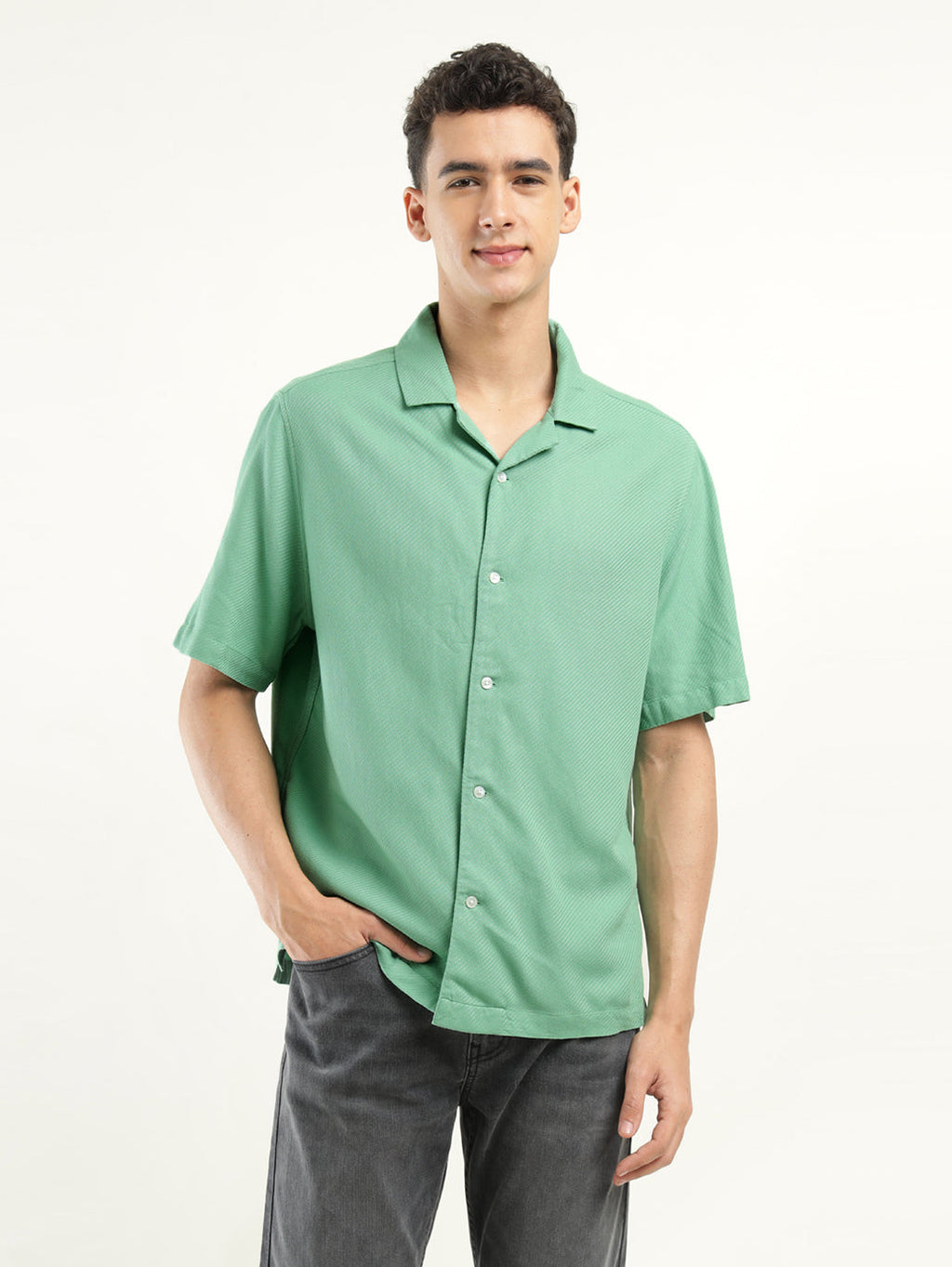 Men's Solid Camp Collar Shirt