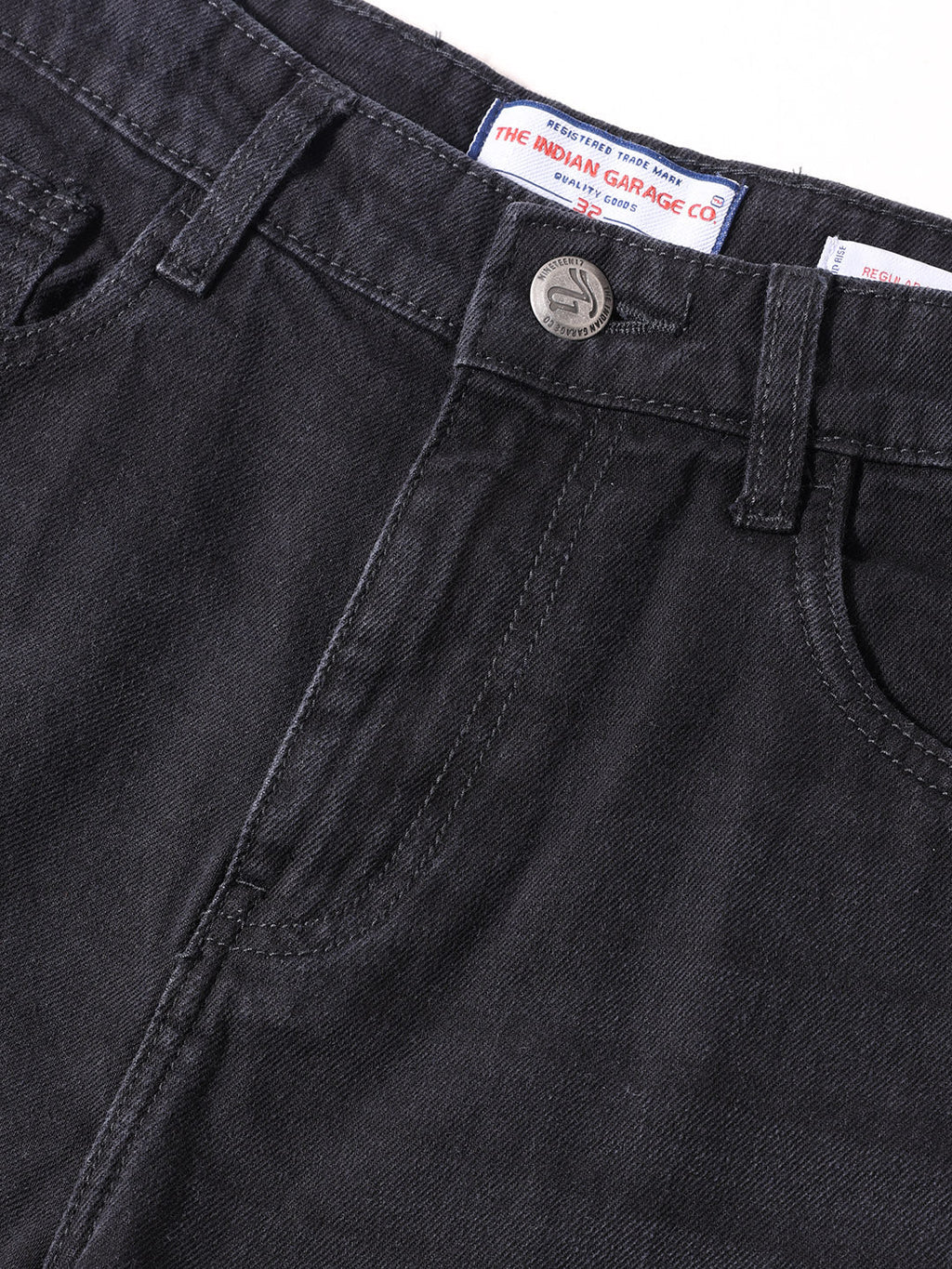 Men's Black Regular Fit Solid Casual Shorts