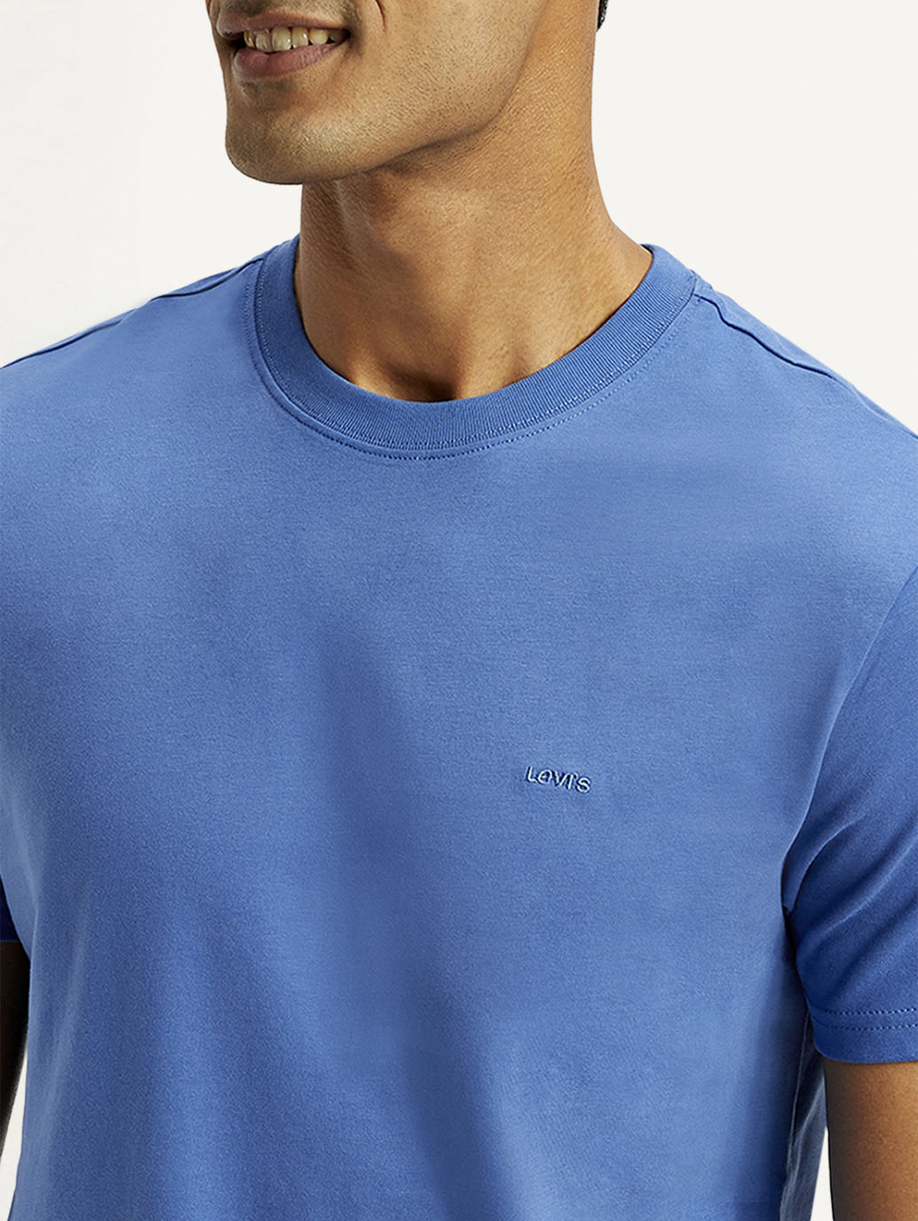 Men's Solid Slim Fit T-Shirt