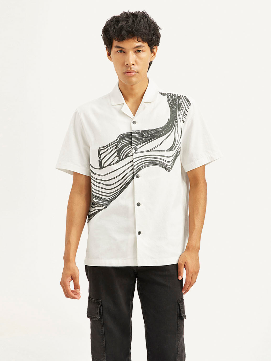 Men's Resort Collar Embroidered Relaxed Fit Shirt
