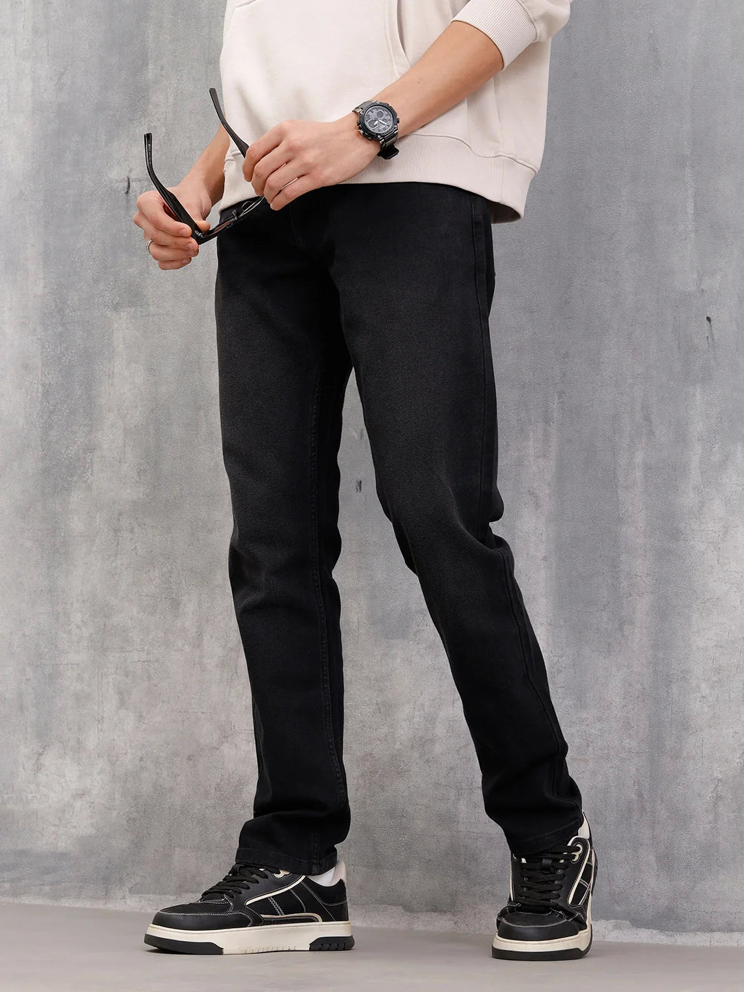 Mild Washed Relaxed Fit Jeans | Black