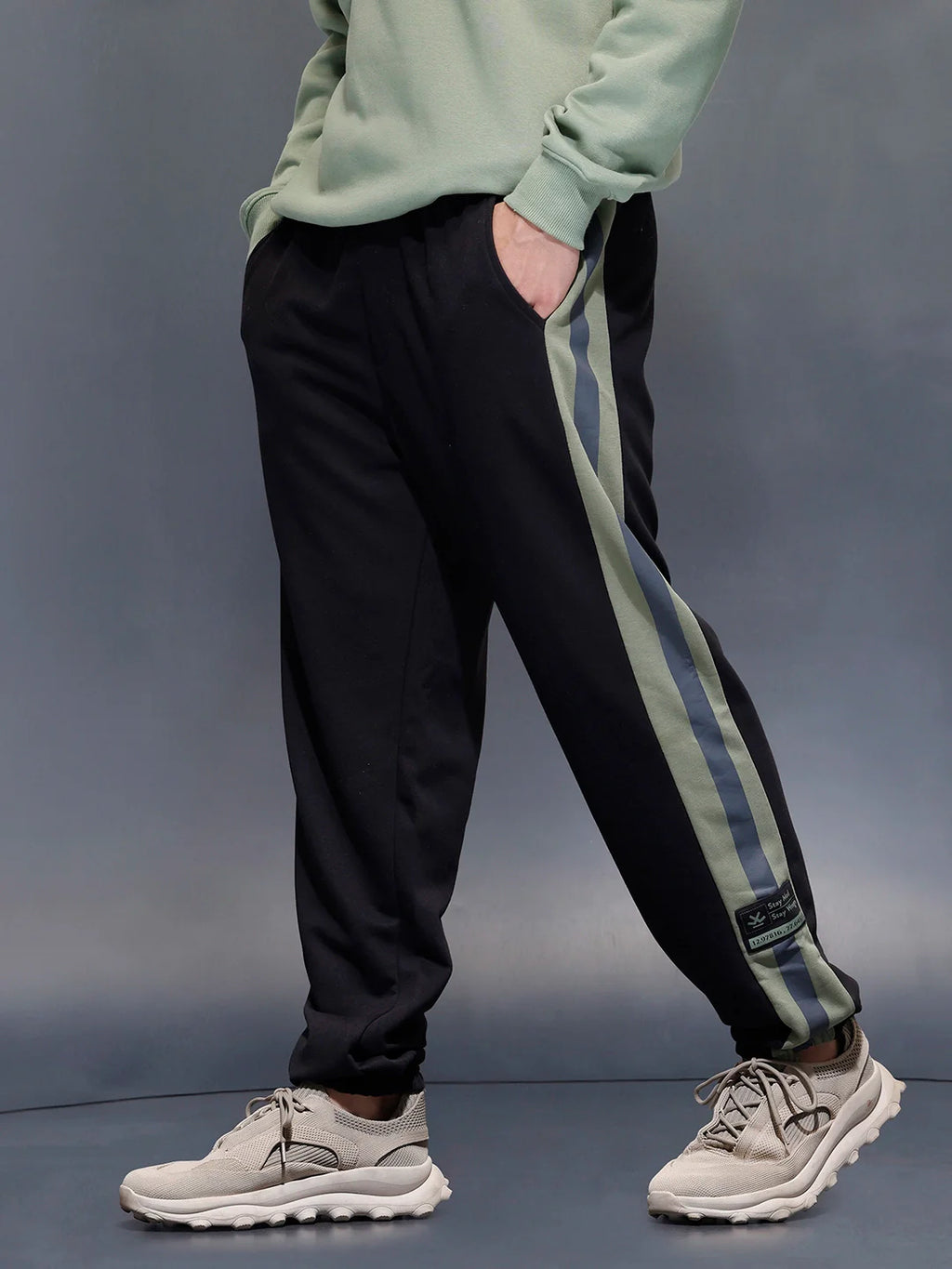 Sport Edge Sideband Joggers | Black