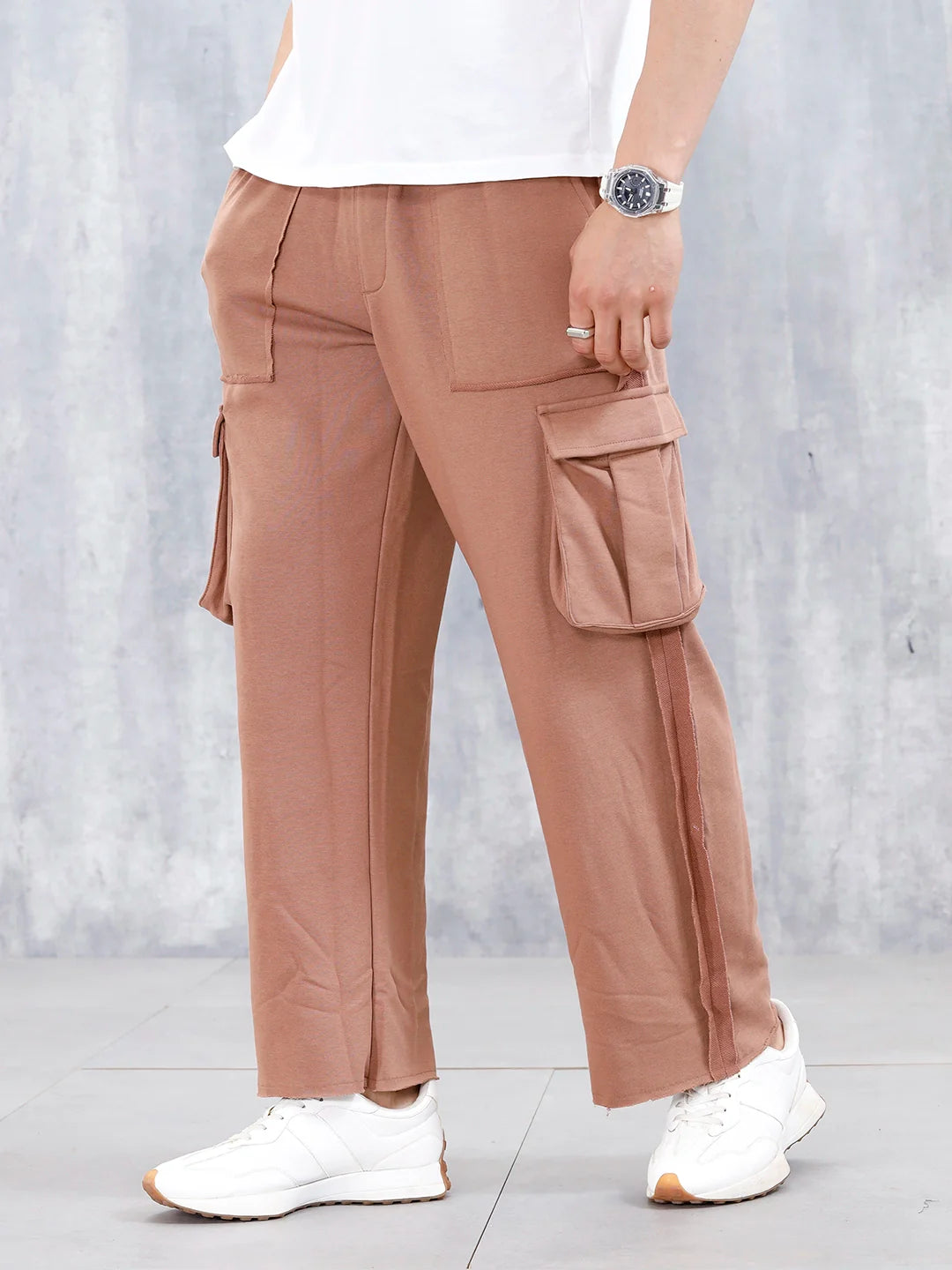 Men's Casual Relaxed Fit Cargo Knit Jogger With Raw Edge Detail | Brown