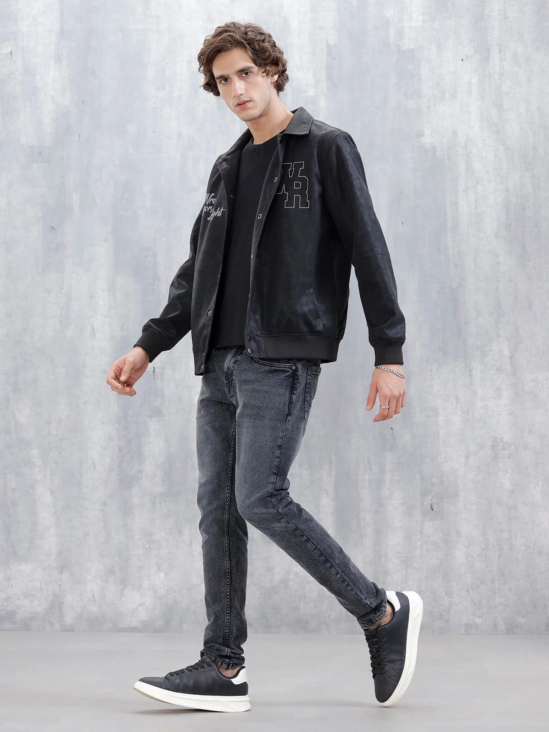 Men's Casual Slim Fit Tapered Jeans | Grey