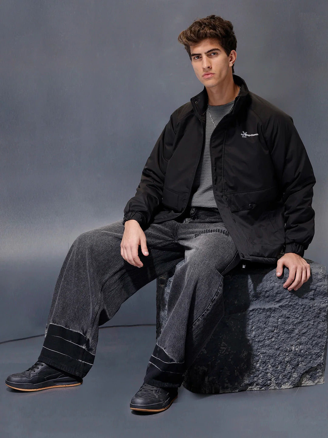 Black Arctic Shield oversize Puffer jacket | Black