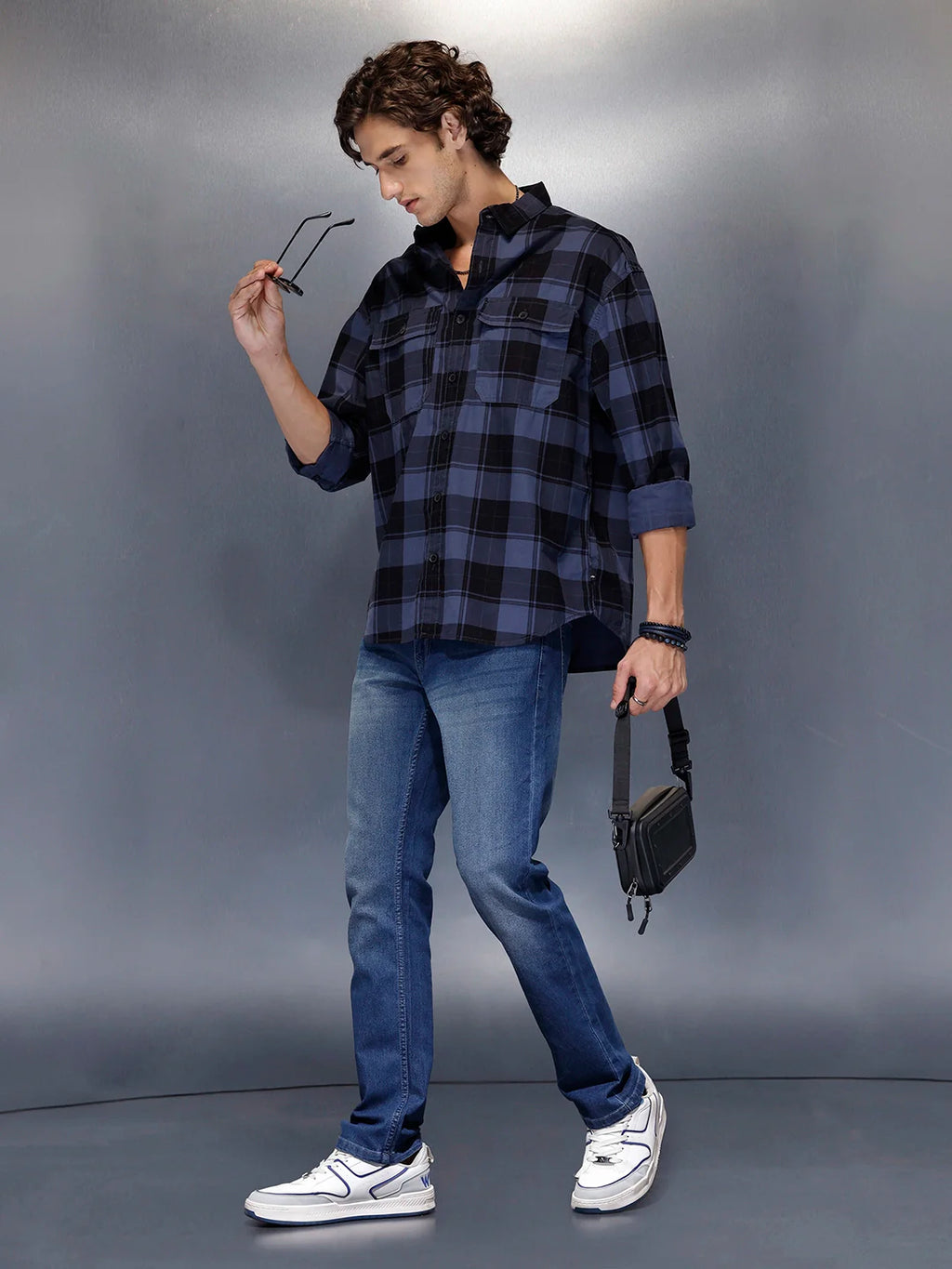 Men’s timeless blue straight-fit denim | Med Stone