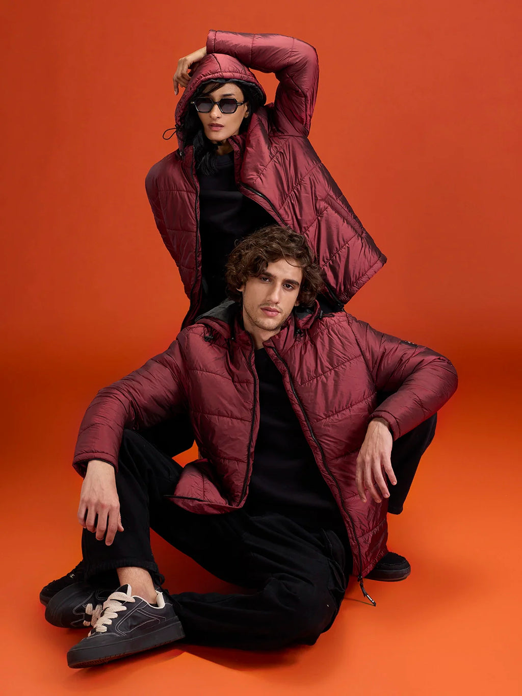 Metallic puffer jacket with hood | Wine