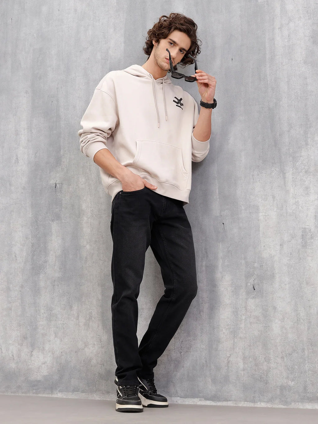Mild Washed Relaxed Fit Jeans | Black