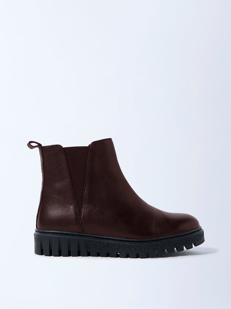 LUNA BLU Brown Chelsea Leather Boots