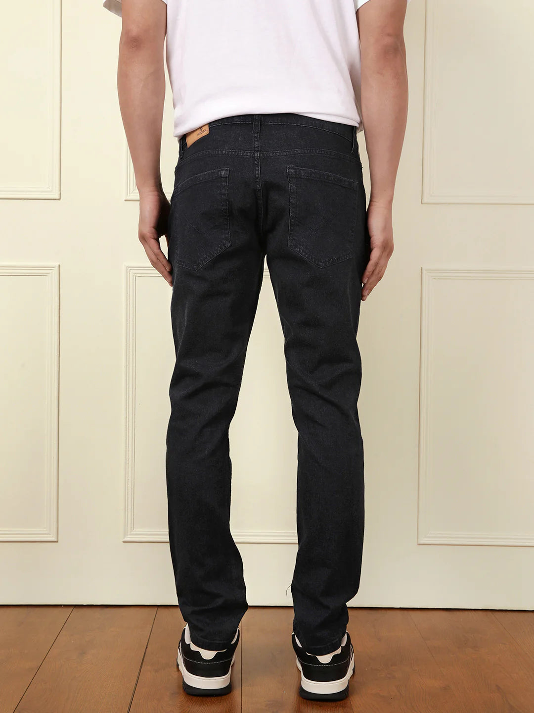 Casual Slim Tapered Jeans | Black