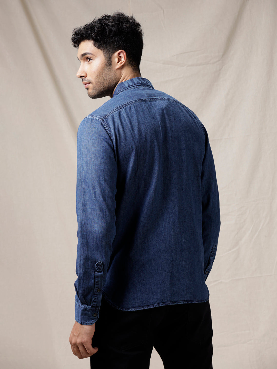 Ultramarine Casual Cotton Shirt