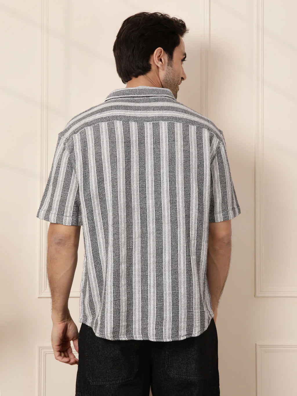 Casual Textured Short Sleeve Shirt | Black