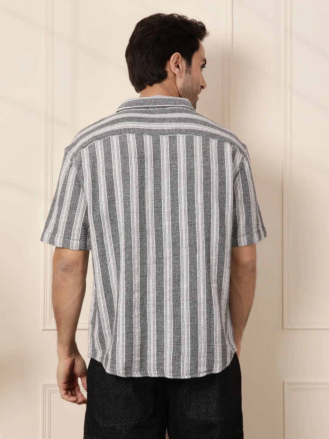 Casual Textured Short Sleeve Shirt | Black