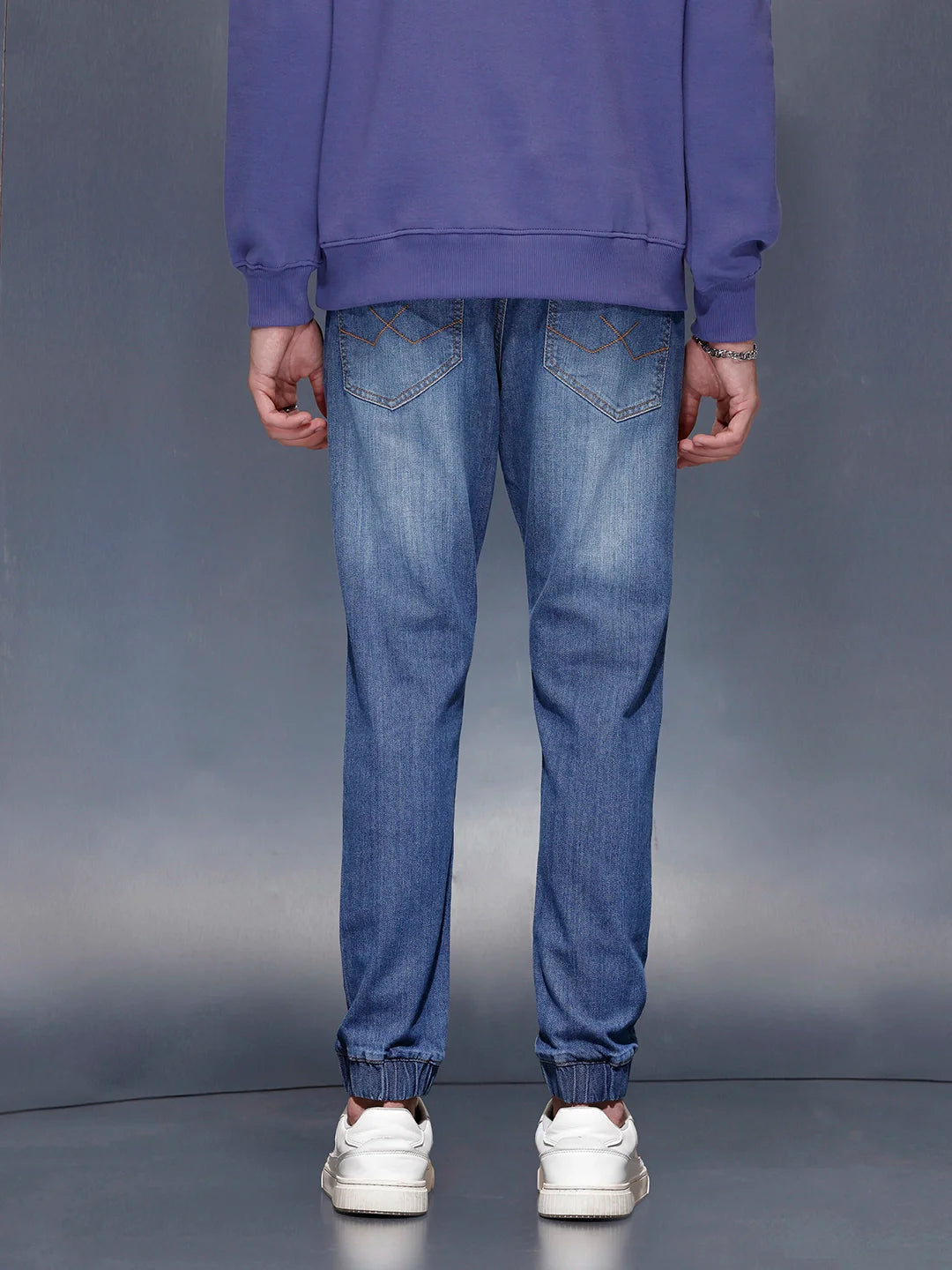 Men’s light washed jogger fit jeans | Med Stone