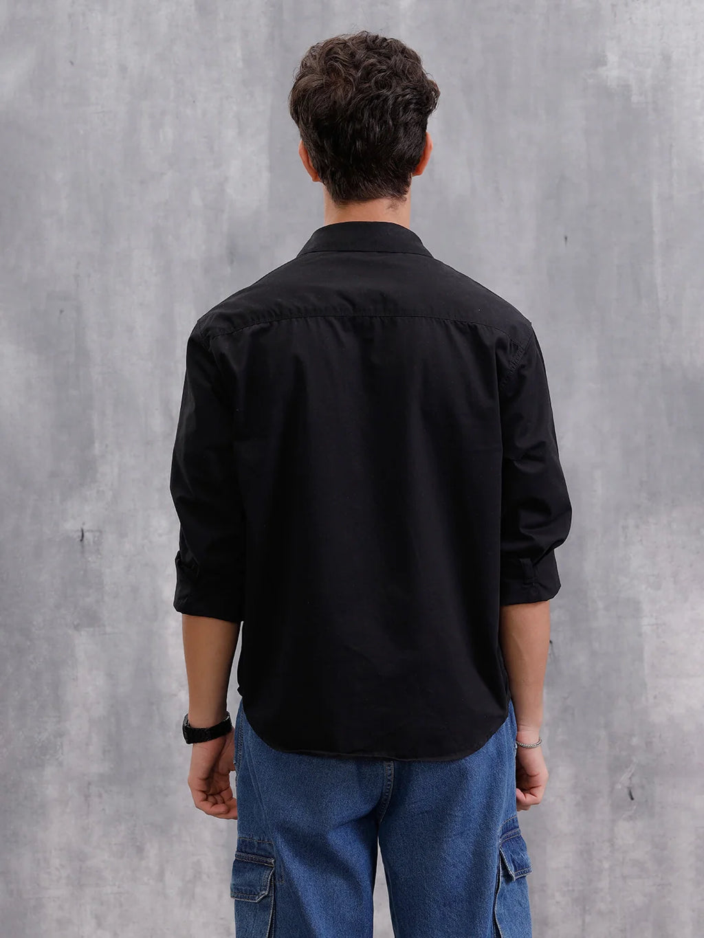 100% Cotton Enzyme Washed Regular Fit Shirt With Double Patch Pocket I Black