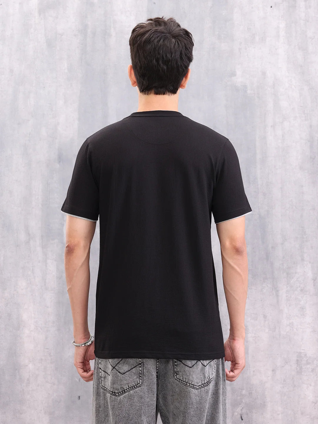 Knitted Structured Men Casual Slim Fit T-shirt | Black