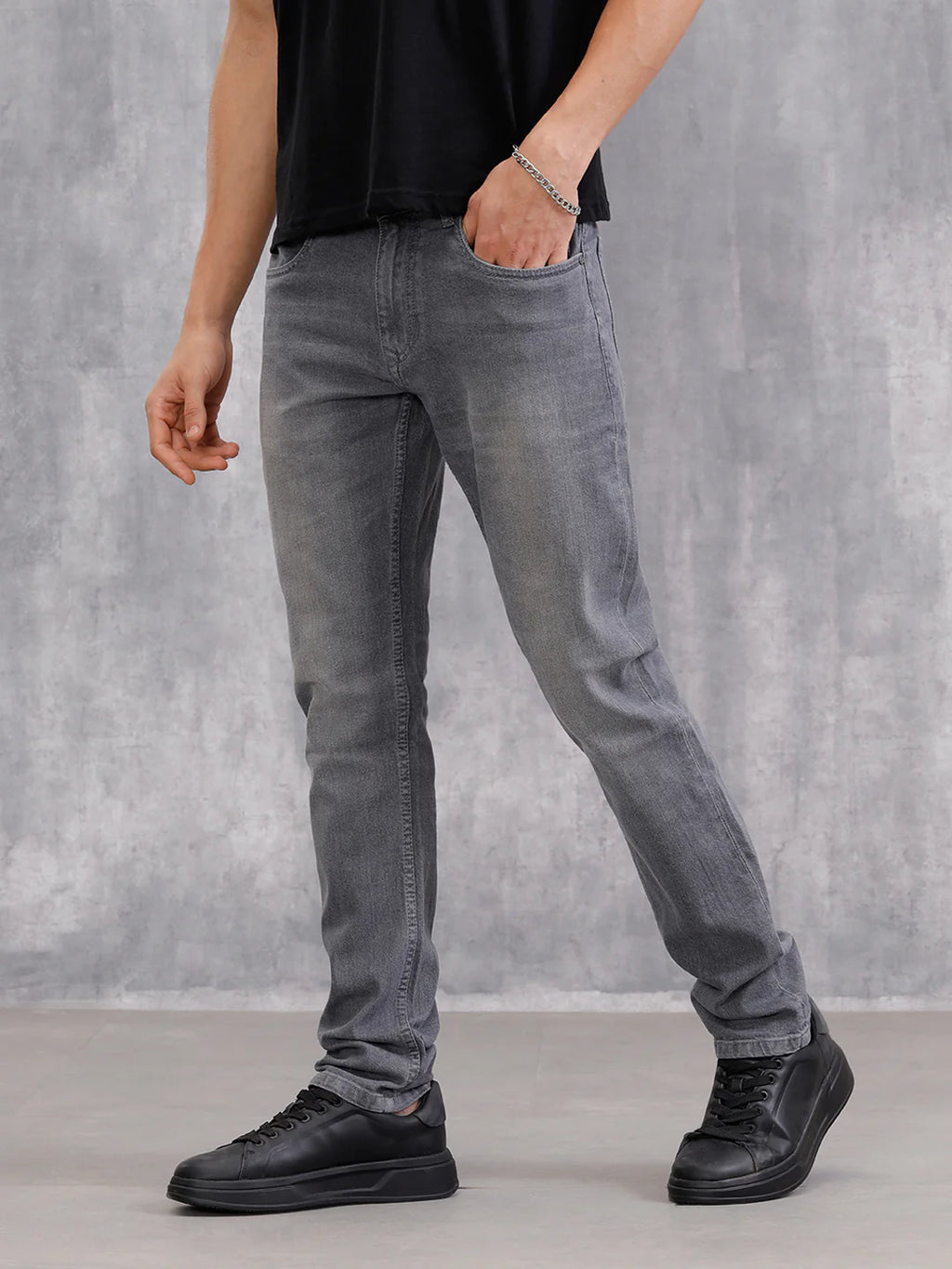 Slim Fit Mid Wash Jeans I Mid Grey
