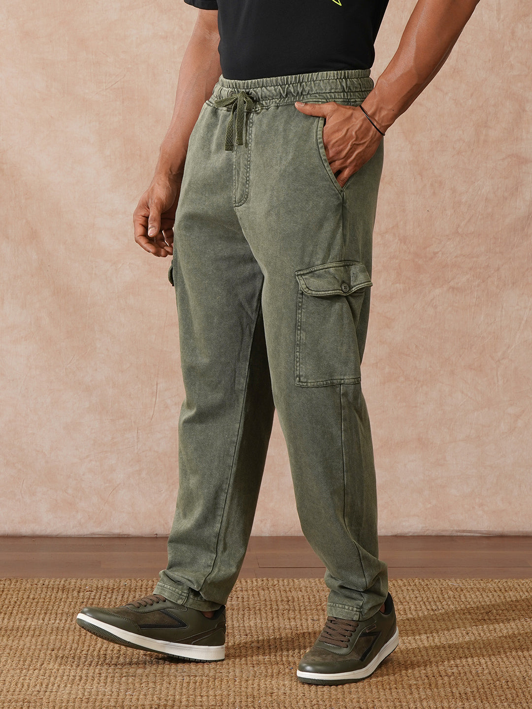 Washed Relaxed Fit Cargo Jogger | Olive