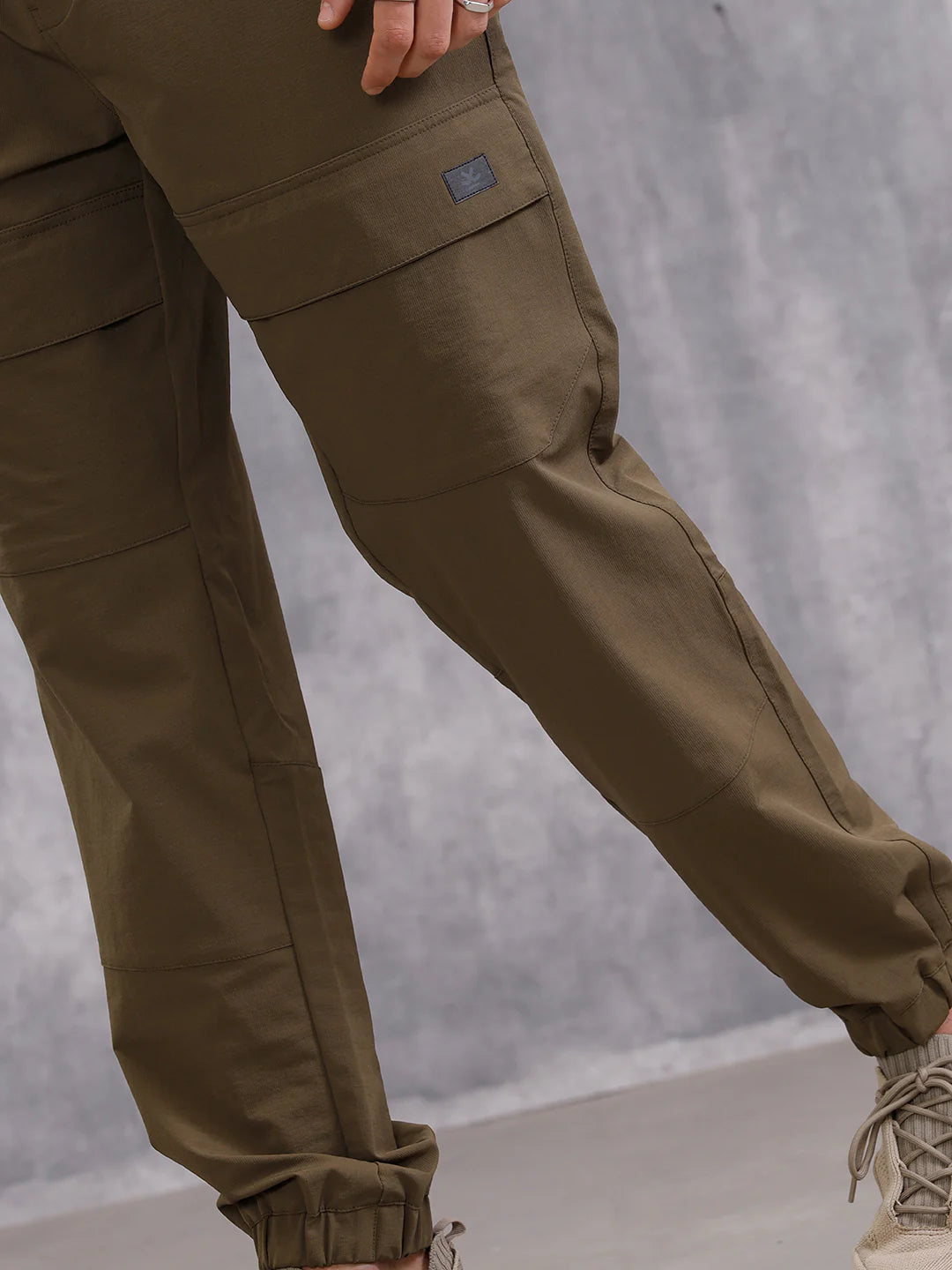 Solid Straight Fit Jogger | Brown