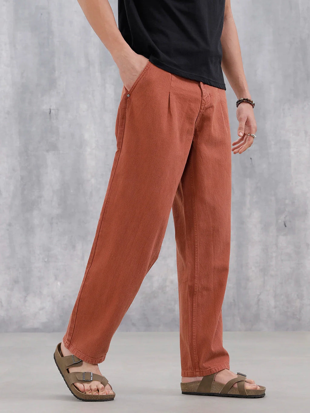 Men's Causal Loose Pleated Jeans | Rust