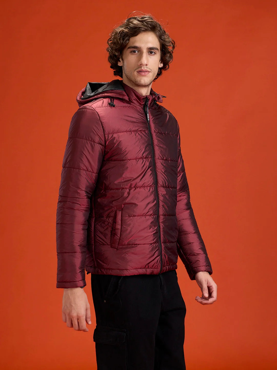Metallic puffer jacket with hood | Wine