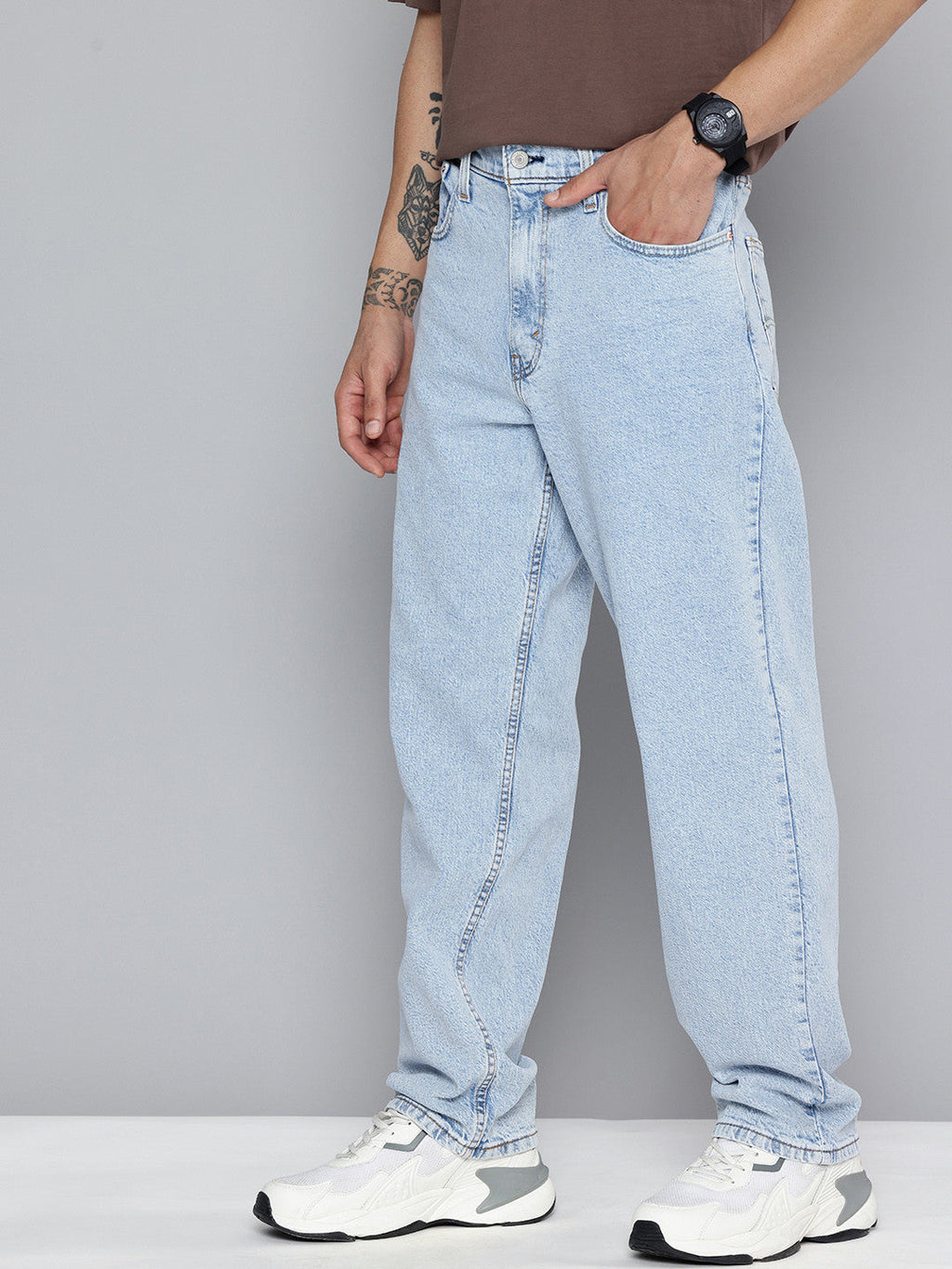 Men's 568 Light Indigo Loose Fit Mid Rise Jeans