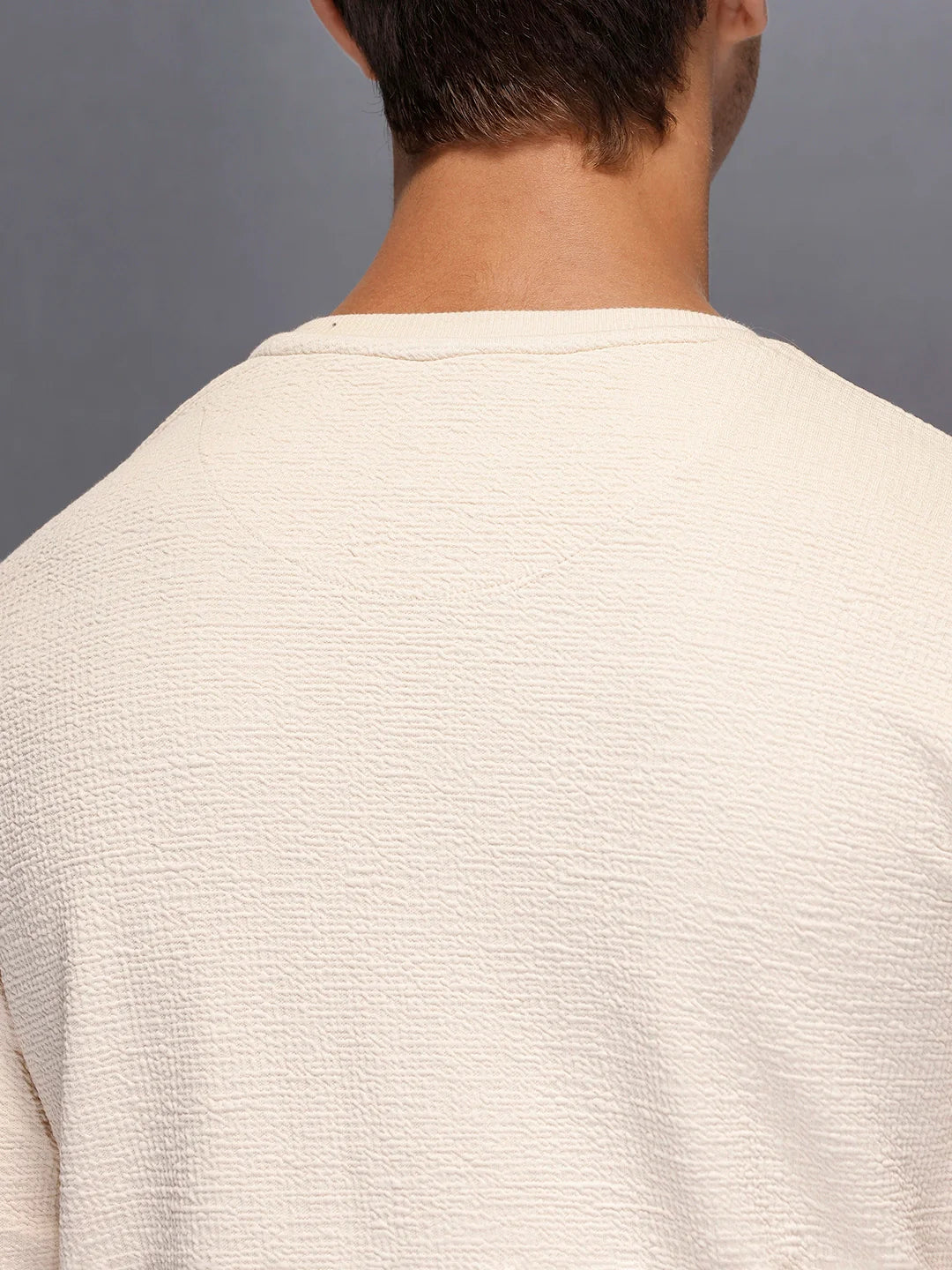 Men’s textured crew neck tshirt | Beige