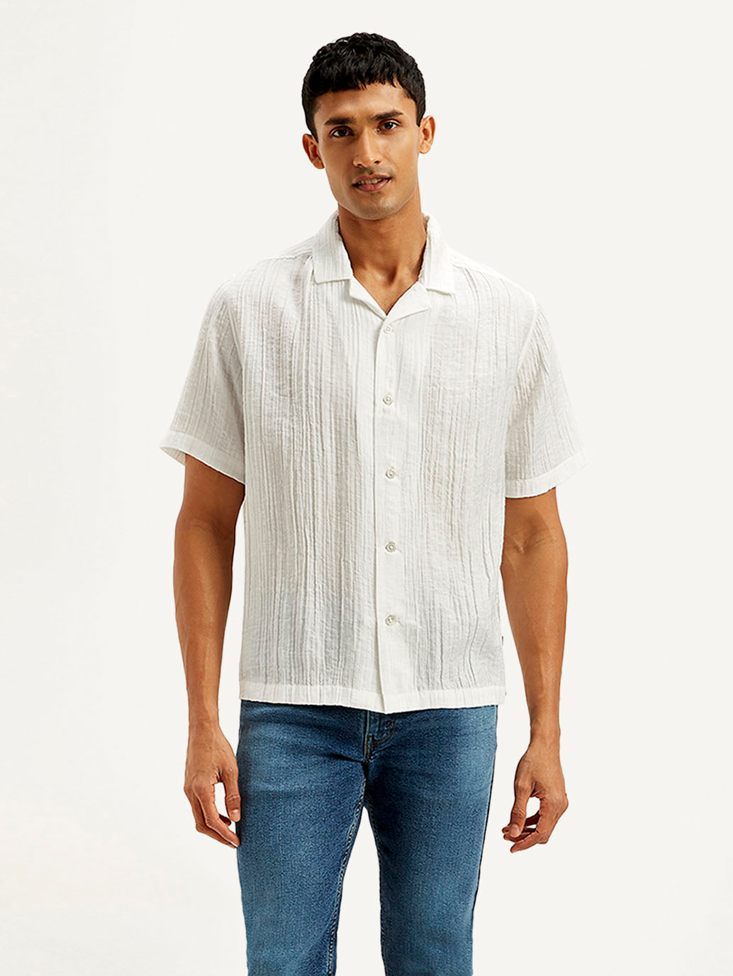 Men's Textured Resort Collar Relaxed Fit Shirt