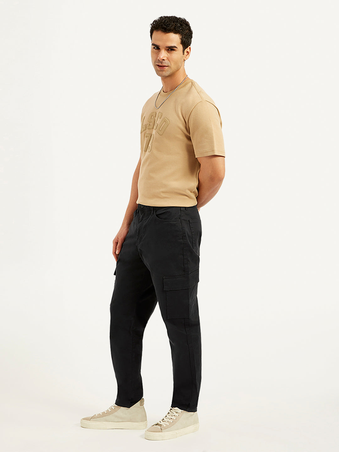 Men's Black Straight Fit Cargo Trousers
