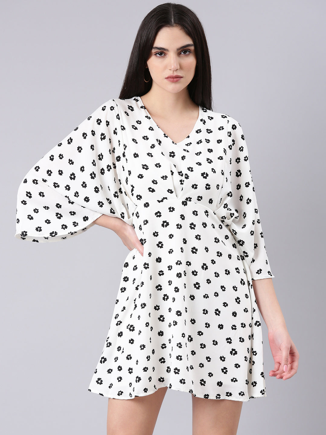 Women's White Geometric Printed V-Neck Flared Sleeves Cotton A-Line Dress