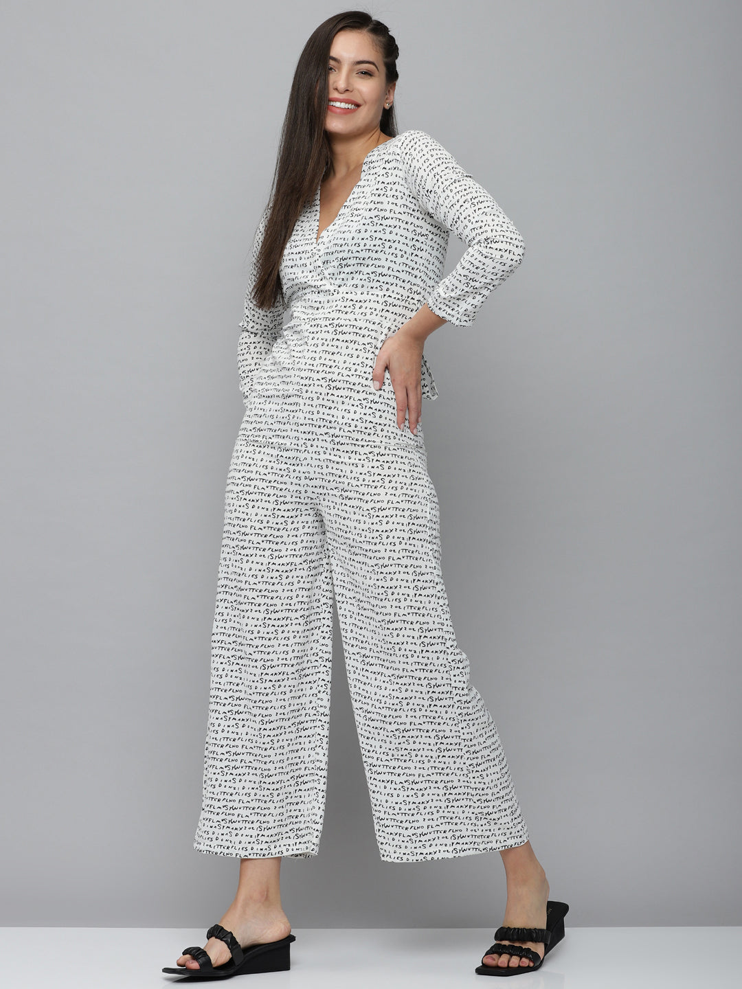 Women's White Printed V-Neck Long Sleeves Basic Jumpsuit