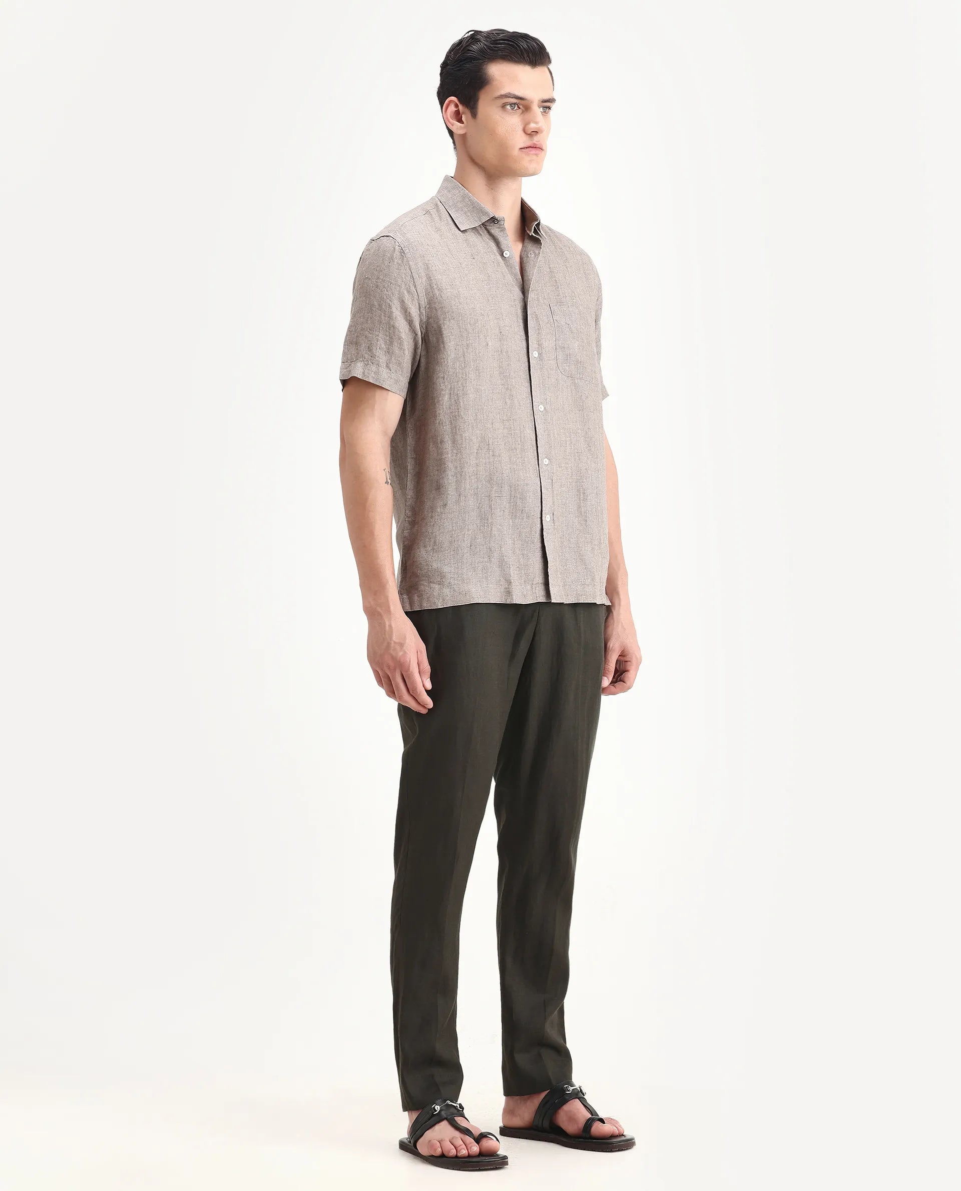 Rare Rabbit Men's Arcelo-2 Olive 100% Linen Plain Regular Fit Trouser