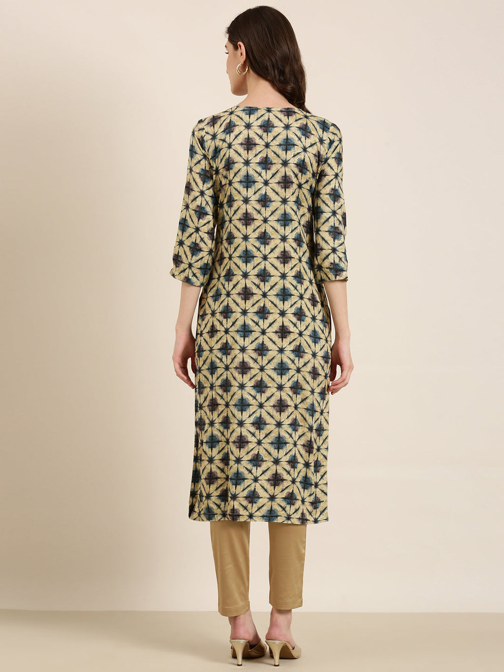 Women's Beige Tie & Dyed Thread Work Straight Kurta