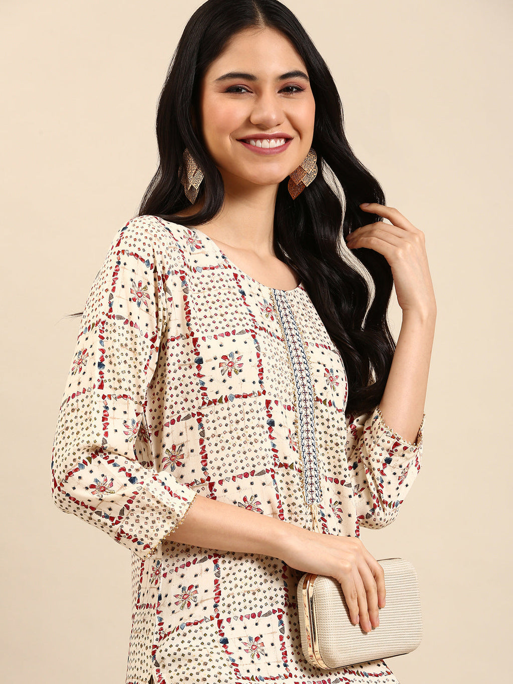 Women's Cream Printed Thread Work Kurta