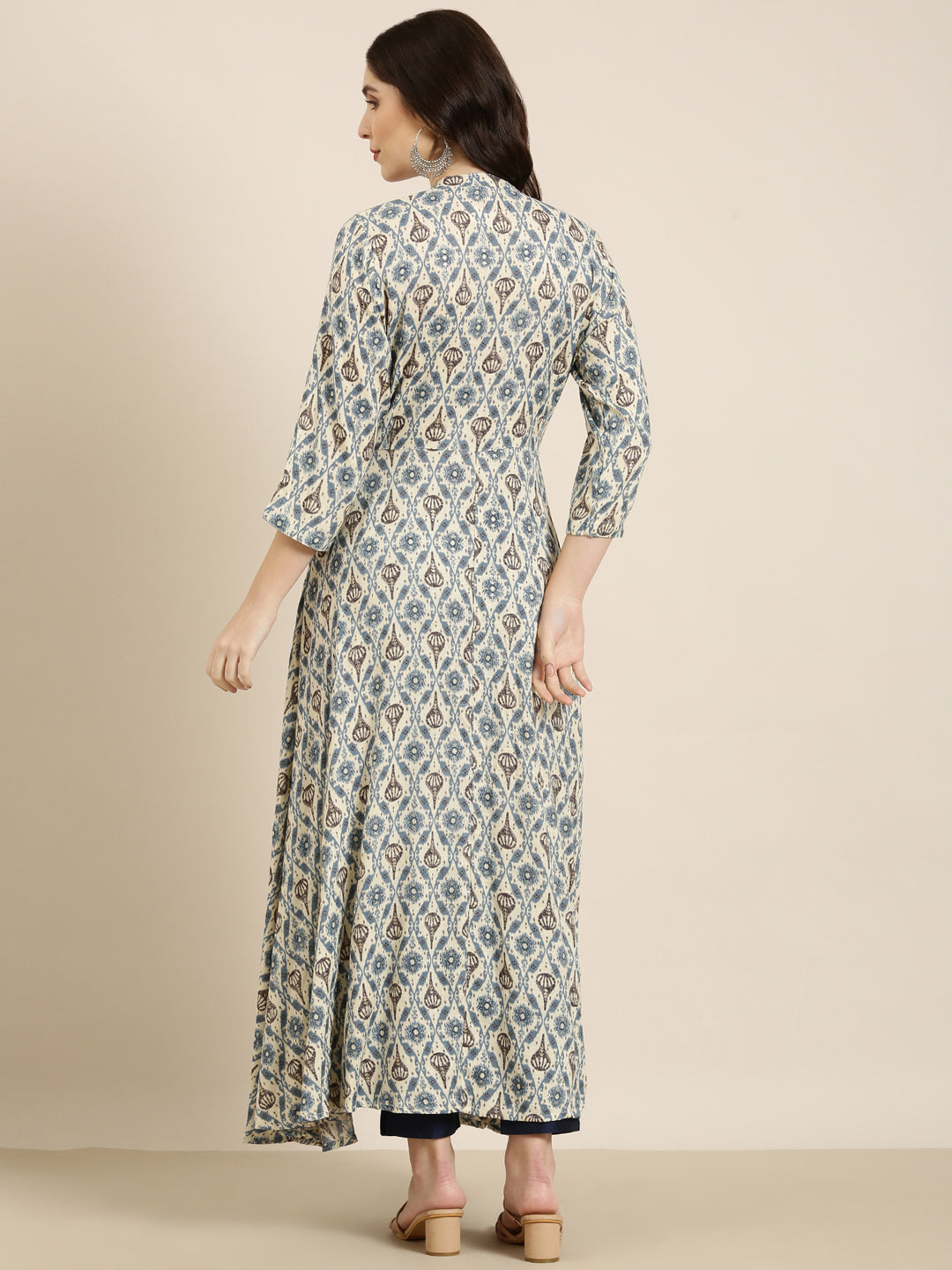 Women's Cream Ethnic Motifs Printed Mandarin Collar Anarkali Kurta