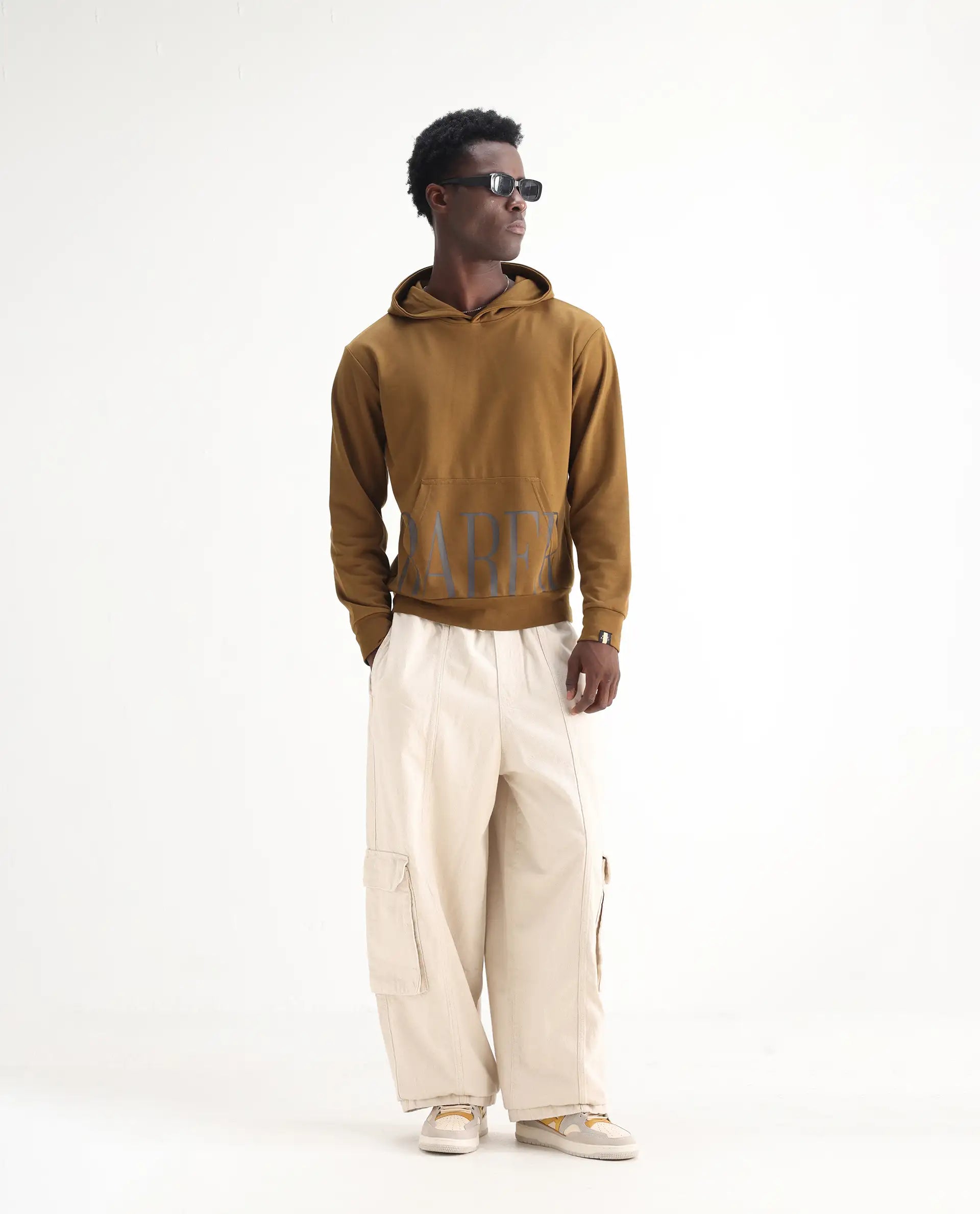 Rare Rabbit Men's Azort Beige Cotton Plain Baggy Fit Jeans