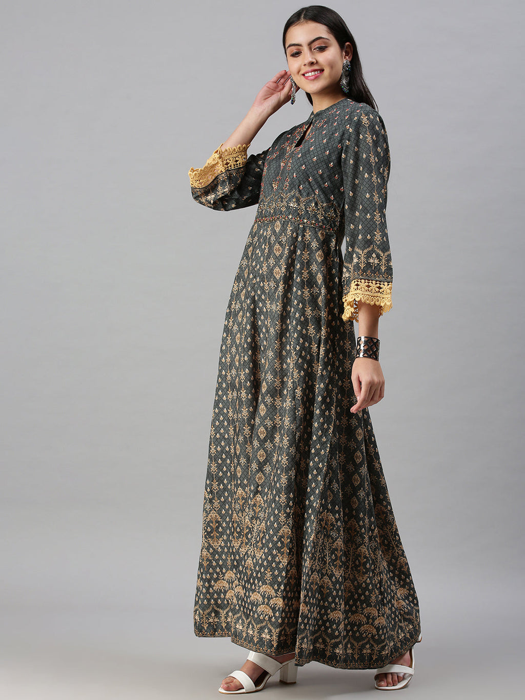 Women's Green Ethnic Motifs Printed Anarkali Kurta