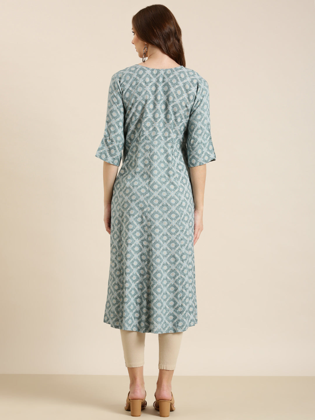 Women's Grey Ethnic Motifs Printed V-Neck Cotton A-Line Kurta