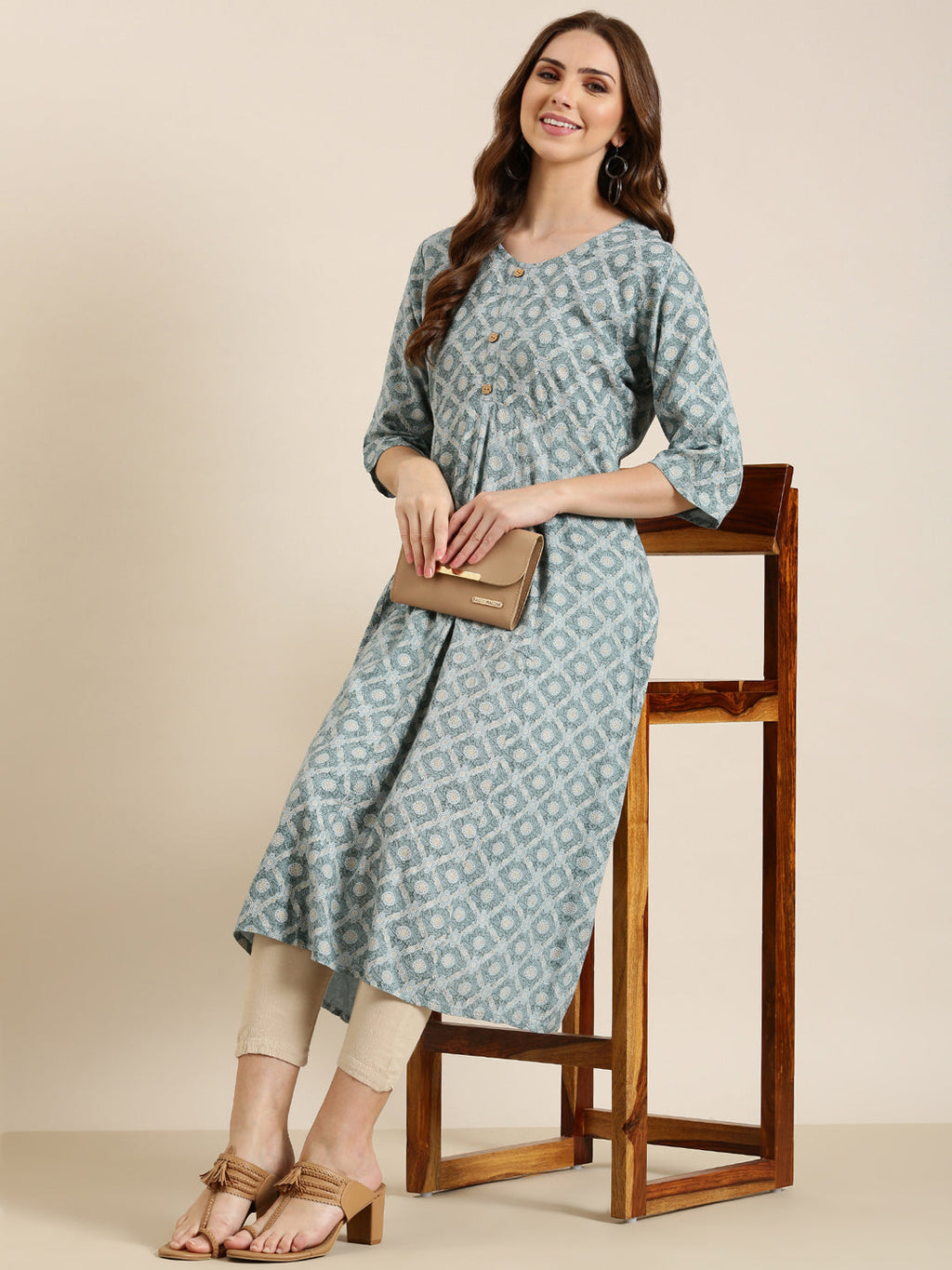Women's Grey Ethnic Motifs Printed V-Neck Cotton A-Line Kurta