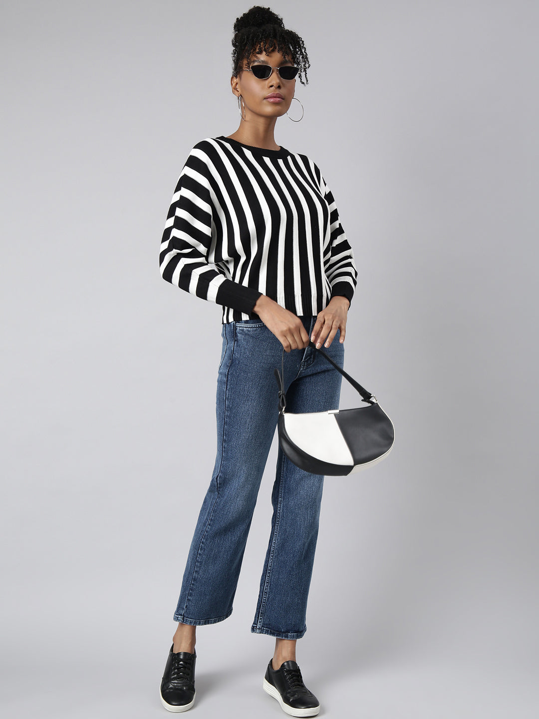 Women's Black Striped Round Neck Striped Extended Sleeves Top