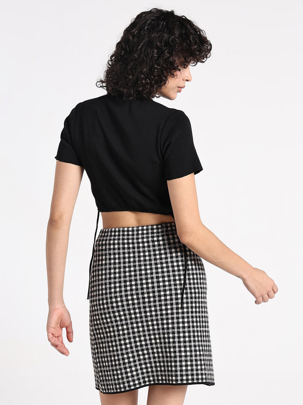 Women's Black Ribbed Short Sleeve Cut-Out Detail Crop Top