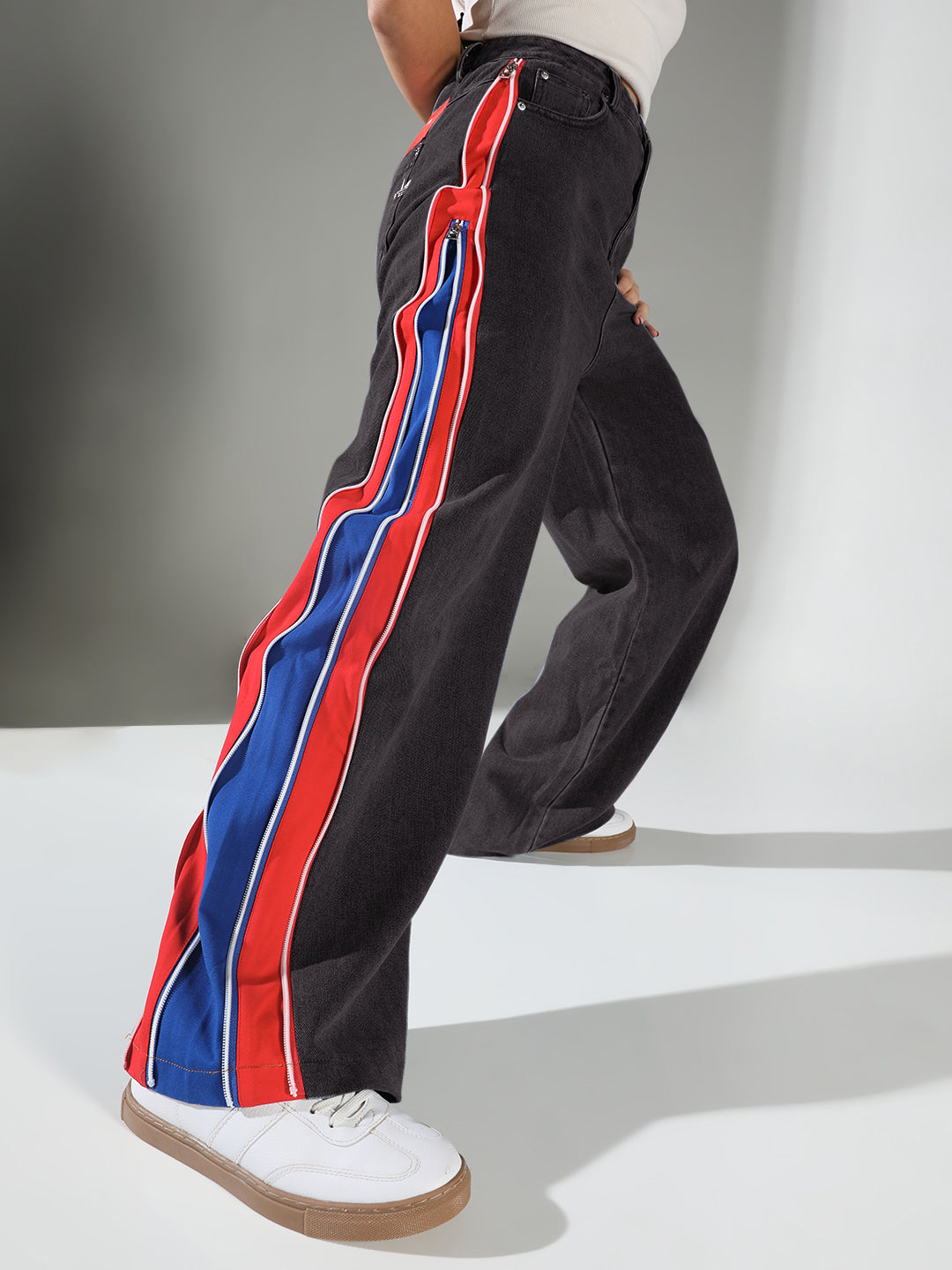 Women's Black Solid Baggy Jeans with side Zipper