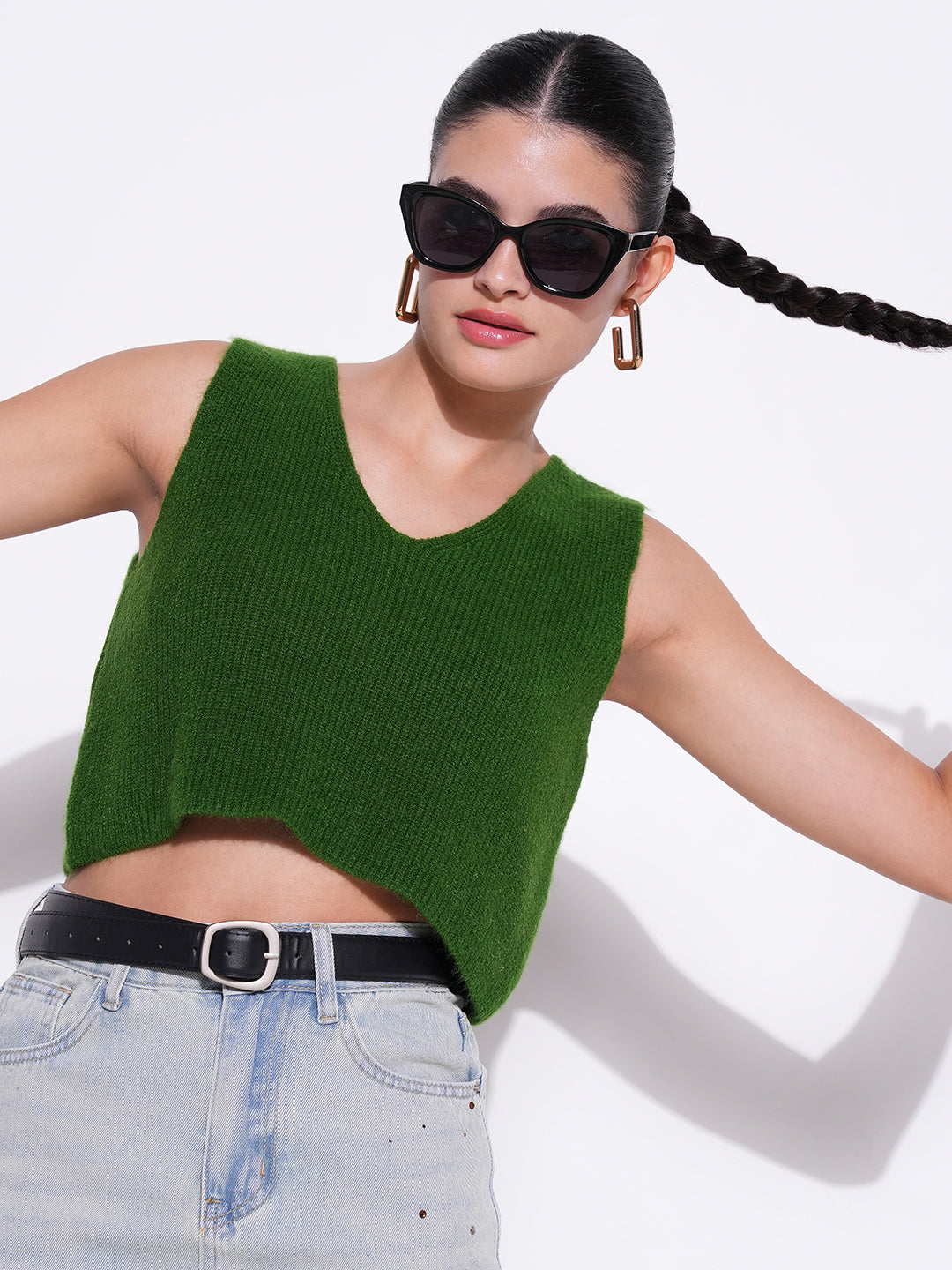 Women's Green V - Neck Sleeveless Crop Top