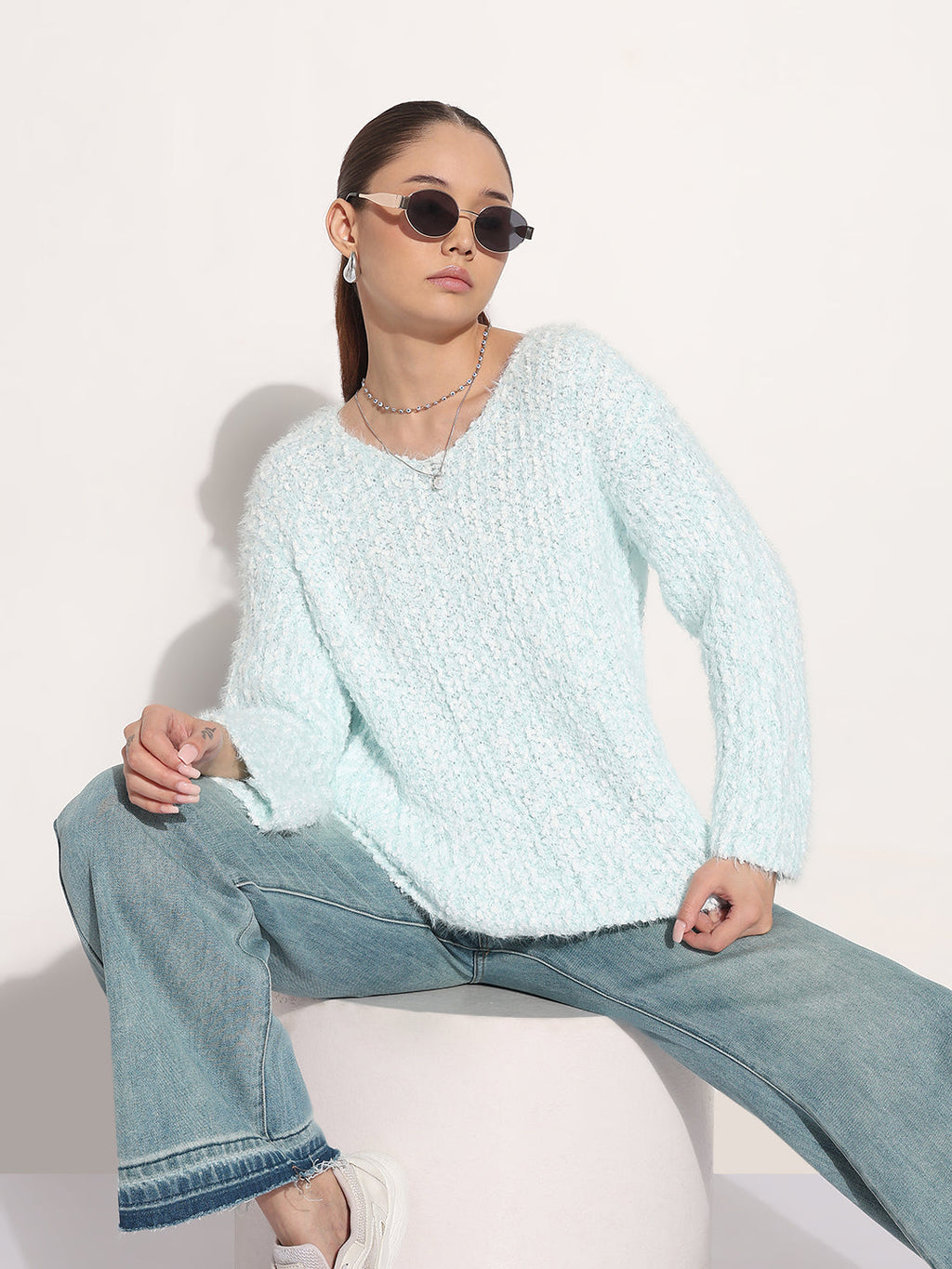 Women's Blue Round Neck Knitted Fuzzy Top